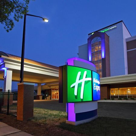 Holiday Inn Express Augusta Downtown, An Ihg Hotel Exterior foto